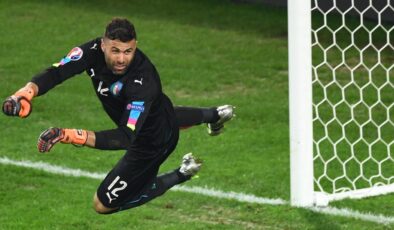 Fatih Karagümrük Salvatore Sirigu'yu kadrosuna kattı