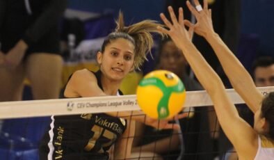 Milli voleybolcu Derya Cebecioğlu VakıfBank’a döndü