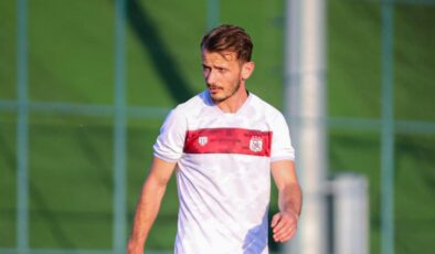 Sivasspor’da Abdulkadir Parmak ile yollar ayrıldı