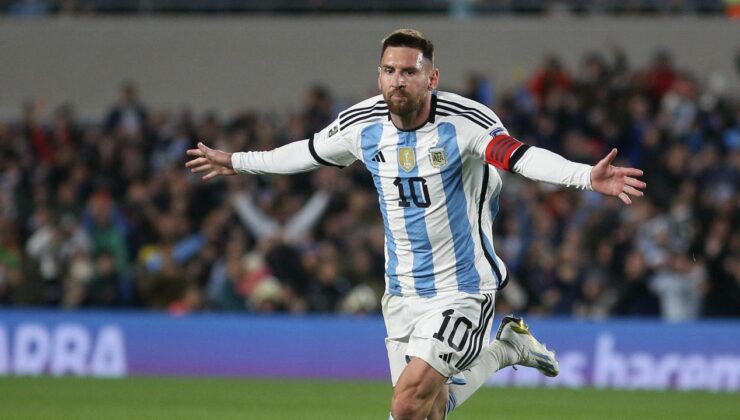 Messi’nin ilk sözleşmesinin imzalandığı peçete açık artırmaya çıkıyor