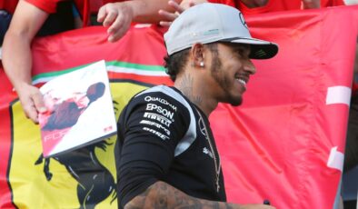 Lewis Hamilton Ferrari ile anlaştı