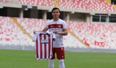 Azizbek Turgunboev resmen Sivasspor’da – Son Dakika Haberleri