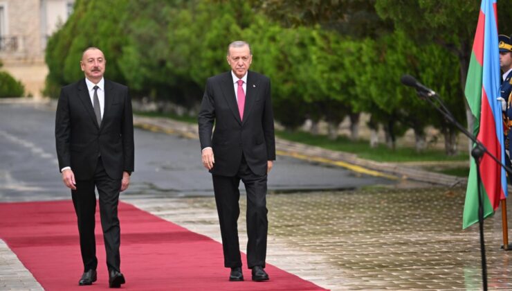 Aliyev'den Cumhurbaşkanı Erdoğan'a asrın felaketinin 1. yılında dayanışma mesajı