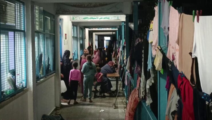 İsrail UNRWA’yı vergiye tabi tutarak Filistinlilere yeni bir darbeye hazırlanıyor