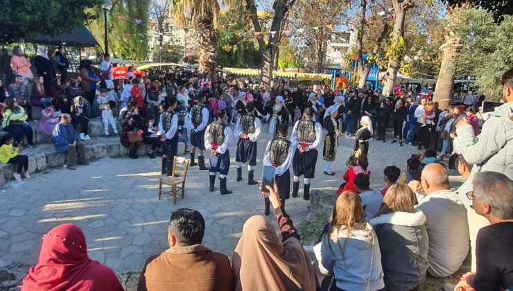 CTP Kadın Örgütü Girne İlçesi “Tezgâhımız Emek, Dokuduğumuz Gelecek!” sloganıyla Emekçi Kadınlar Panayırı düzenledi