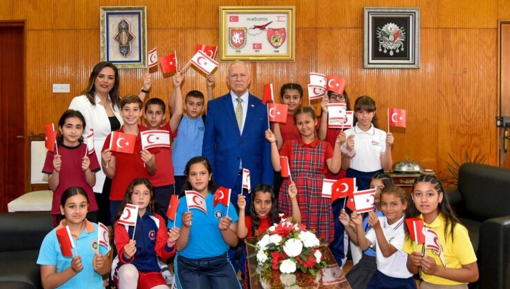 Meclis Başka Töre, makam koltuğunu 5. sınıf öğrencisi Kayra Temel’e devretti