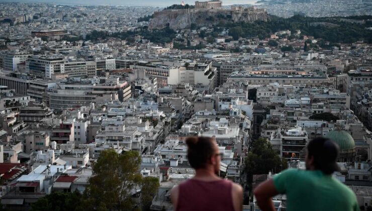 Yunanistan, büyüme odaklı altı günlük çalışma haftasını tanıttı