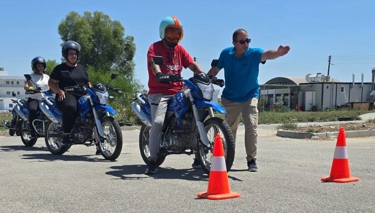 Motosiklet sürüş eğitmen adayları kurslara devam ediyor