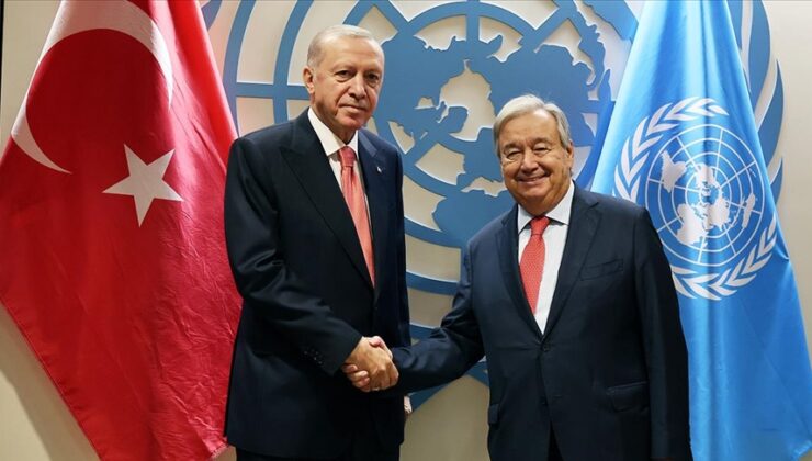 Erdoğan, Guterres ile görüşmesine Kıbrıs’ta federasyon modeli dışındaki çözüm imkanlarının tarafların katılımıyla BM himayesinde bir toplantıda ele alınabileceğini belirtti