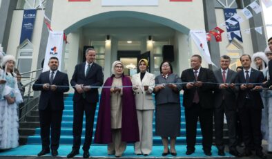 Emine Erdoğan, Bilim Bişkek İnovasyon Merkezi’nin açılışını yaptı