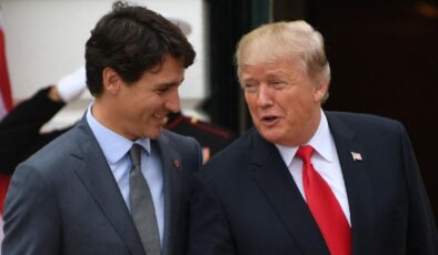 Trump, Kanada Başbakanı Trudeau’ya tekrar “vali” şeklinde hitap etti